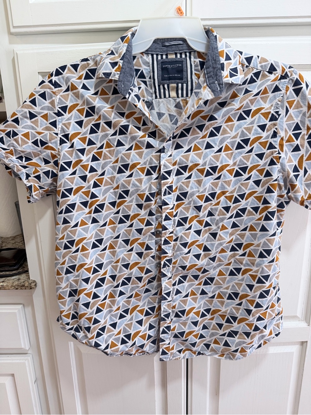 Denim & Flower Short-Sleeve Button-Down Shirt - White, Navy & Mustard